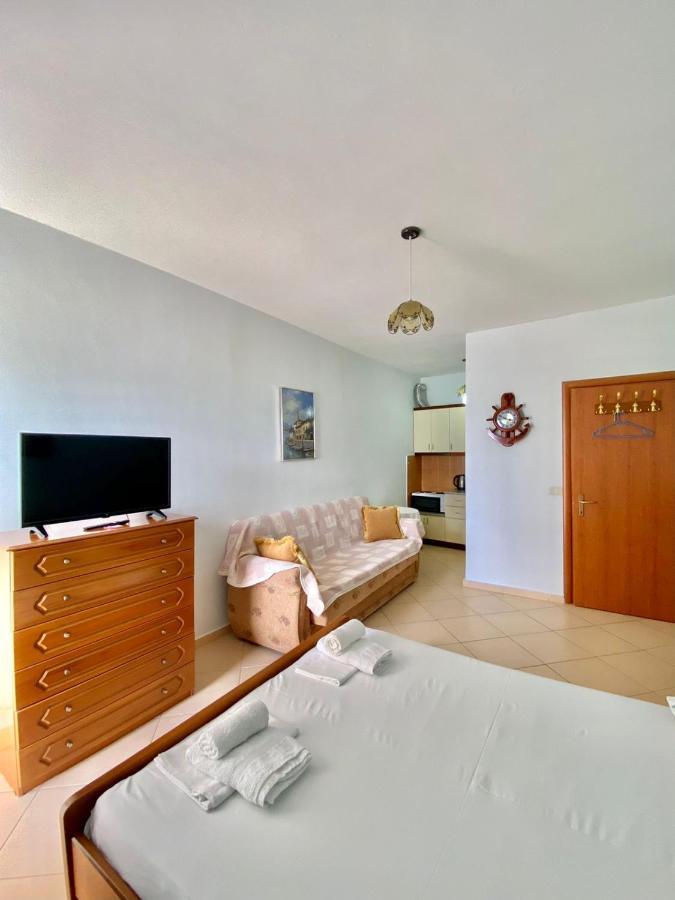 Caramel Sun Apartment Sarande Ngoại thất bức ảnh